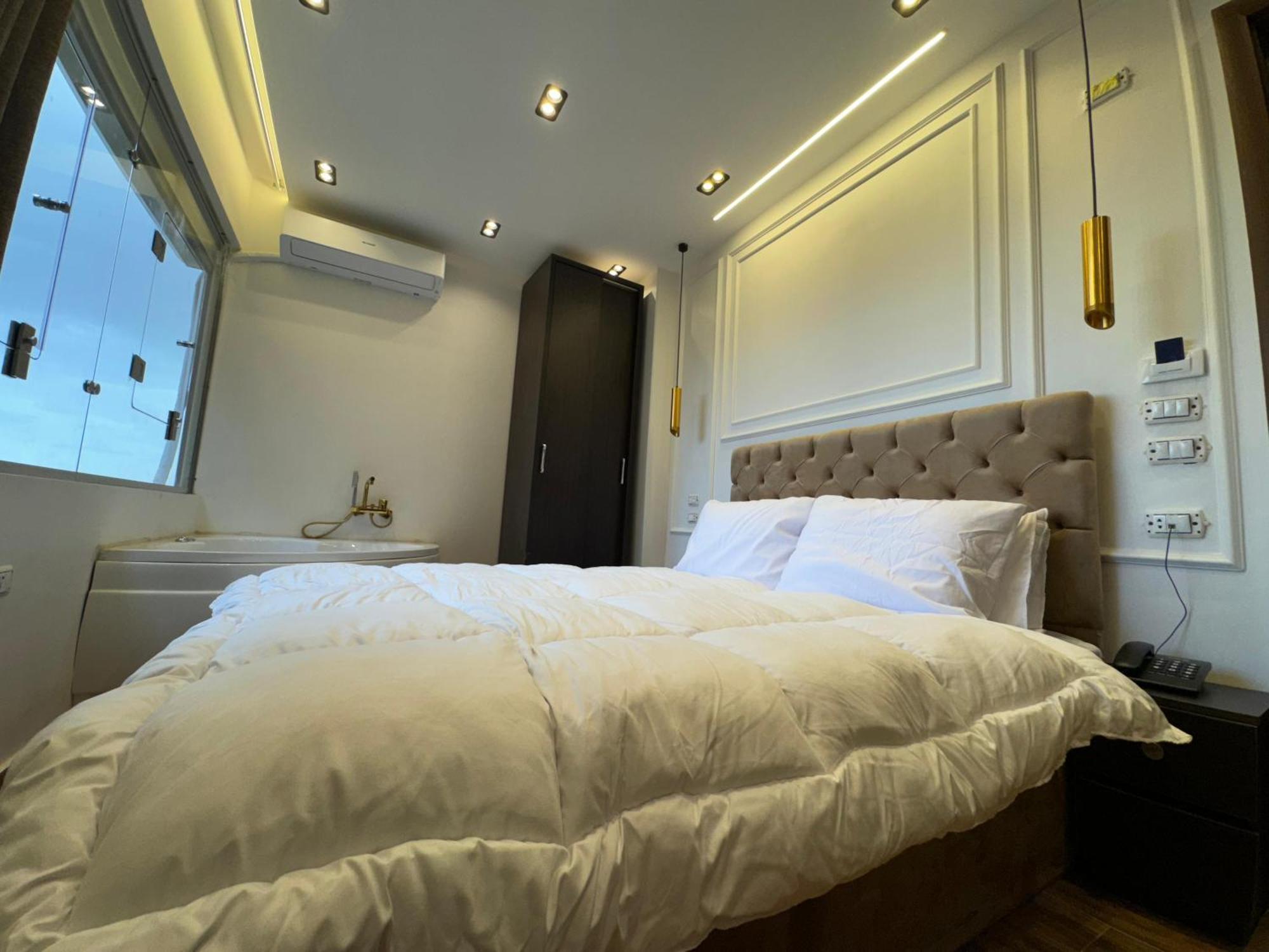 New White Pyramids Inn Ghatati 외부 사진