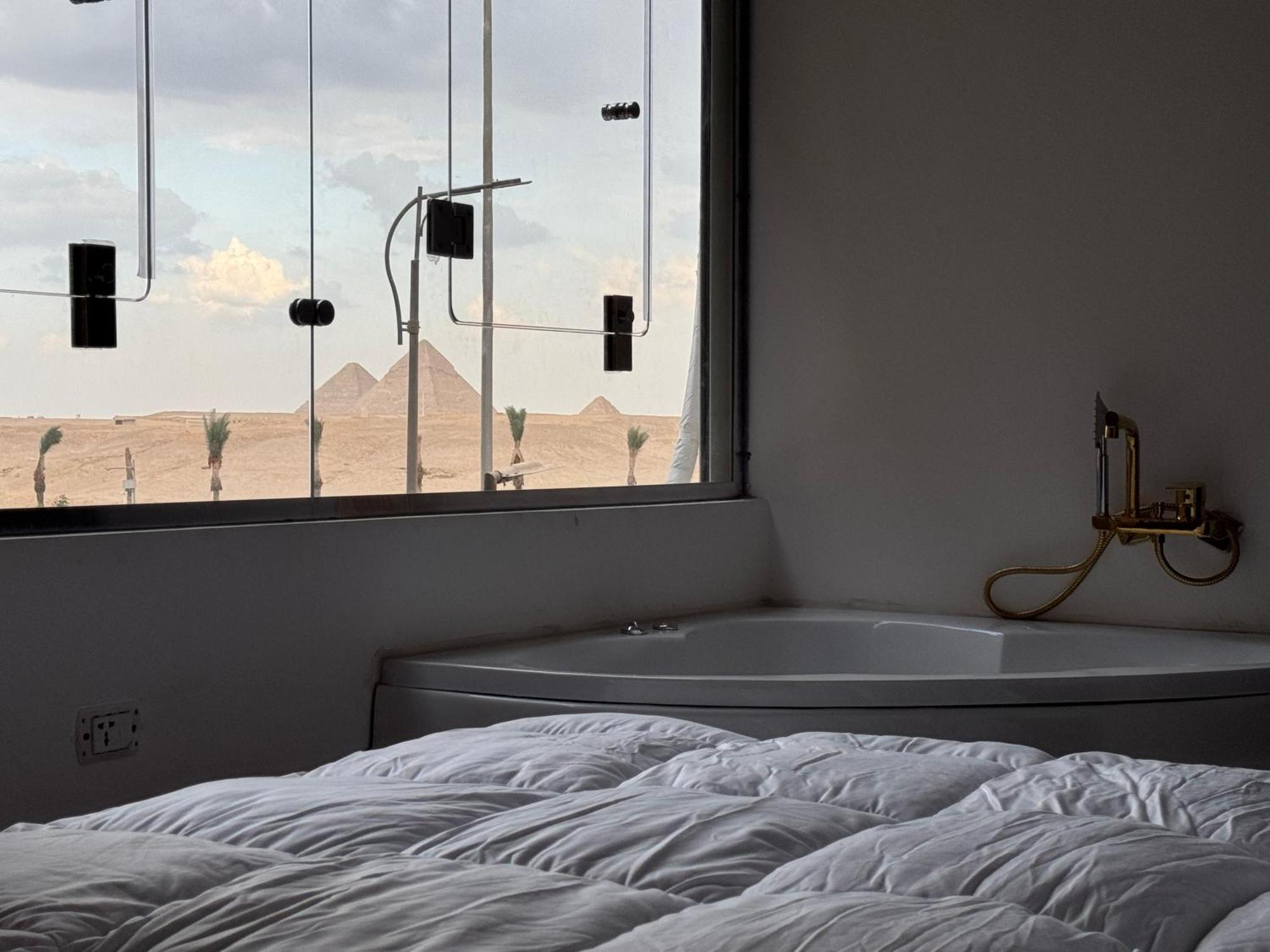 New White Pyramids Inn Ghatati 외부 사진