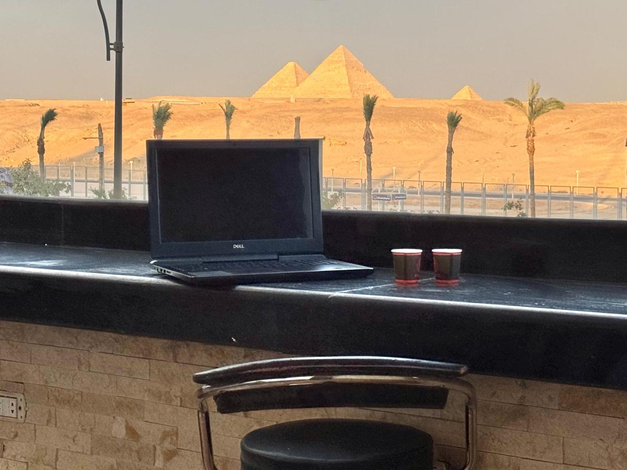 New White Pyramids Inn Ghatati 외부 사진
