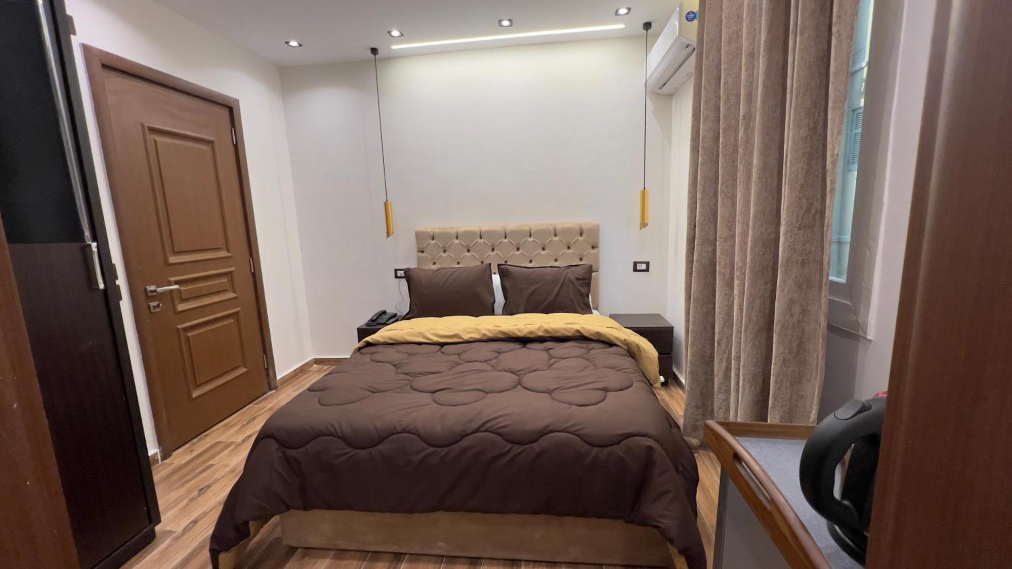New White Pyramids Inn Ghatati 외부 사진
